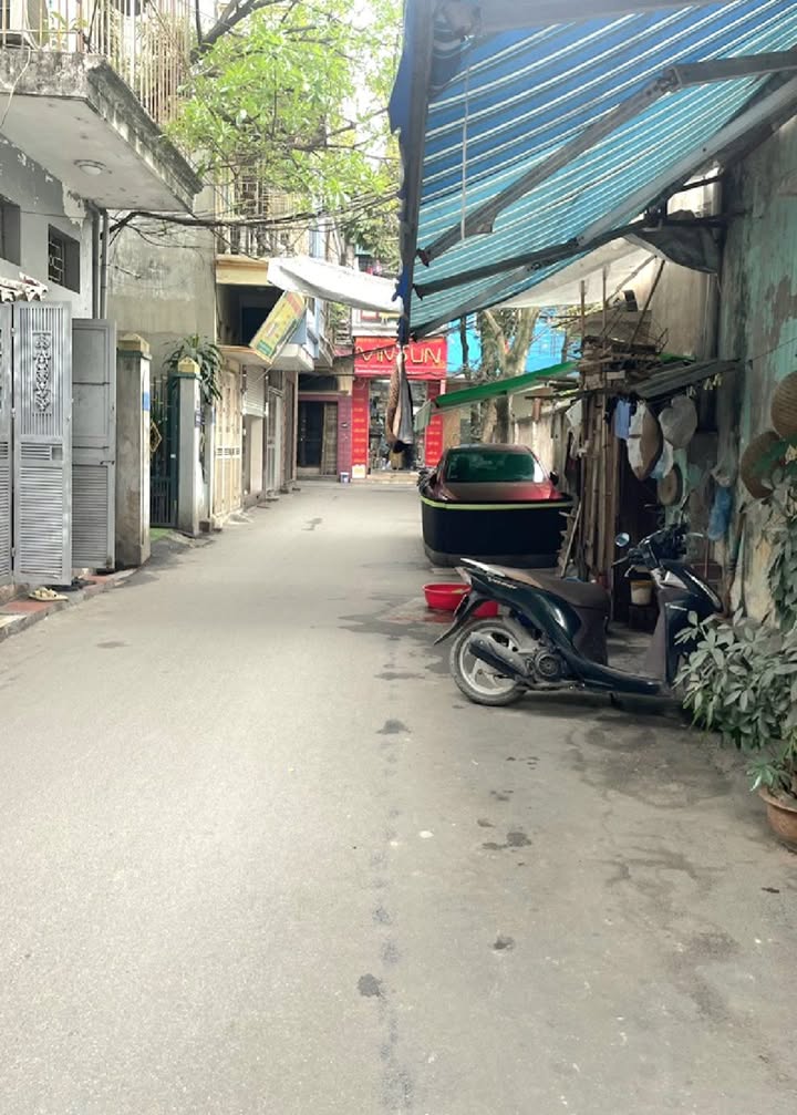 Nhà riêng Lê Hồng Phong Hà Đông 32m² - Ô tô vào tận nhà!