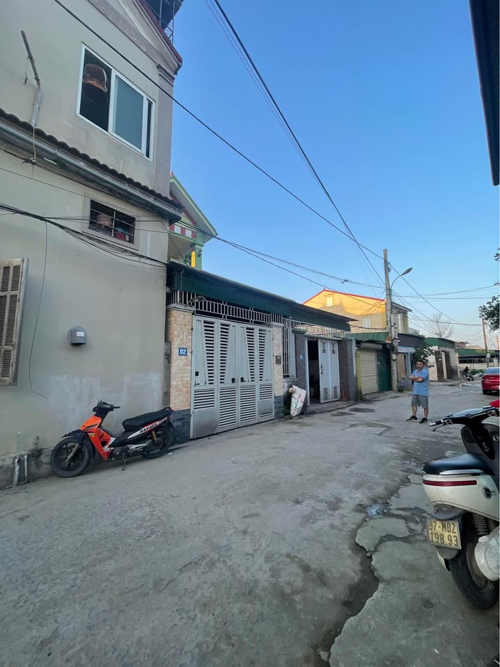 Nhà 2 Tầng Trương Vân Lĩnh, Vinh 124m² - Lộc Phát, Xe Hơi Thoải Mái