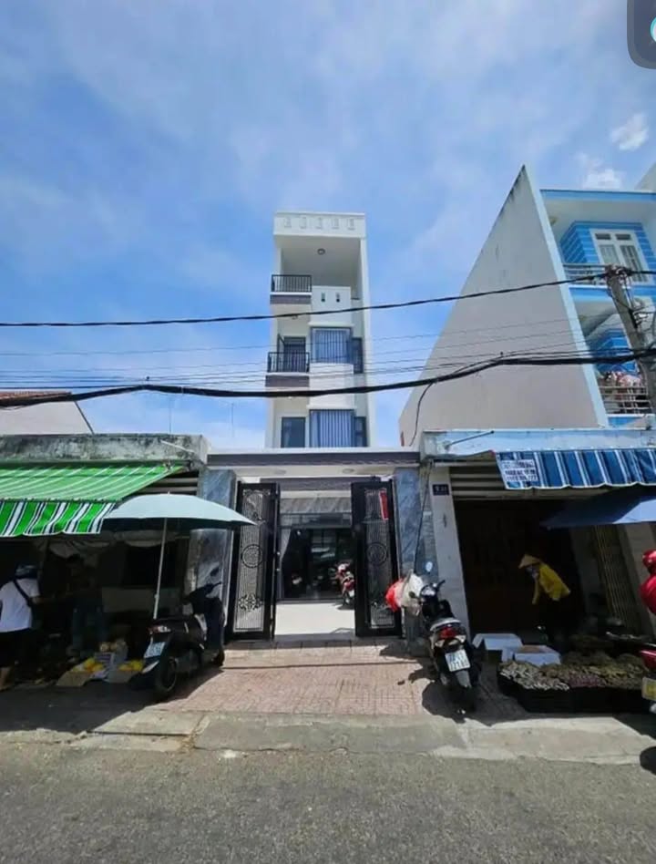Nhà Mặt Tiền Kinh Doanh Trần Bình Trọng, Vũng Tàu - 80m², 5PN, Thang Máy