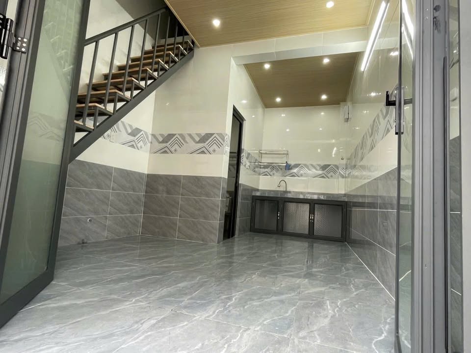 Cho thuê nhà mặt tiền Lê Văn Sô Ninh Kiều 3.4 triệu - Vị trí kinh doanh đắc địa