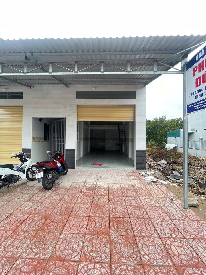 Mặt tiền kinh doanh Nguyễn Văn Quy Cái Răng - Đậu ô tô - Chỉ 3 triệu/tháng!