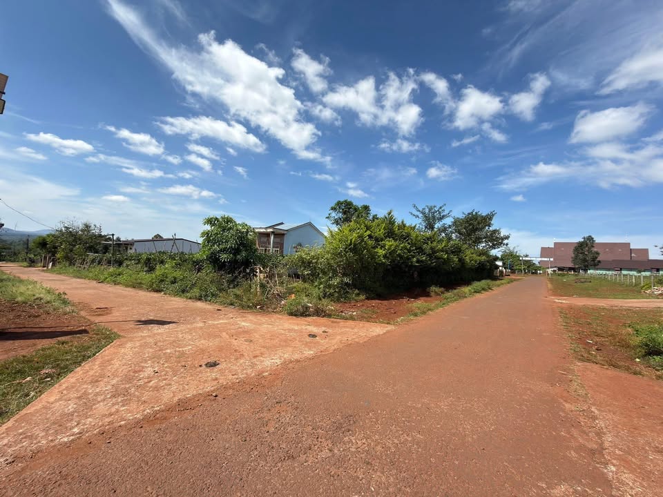 Đất nền Đăk Đoa Gia Lai 281m² giá 600 triệu - Lô góc 2 mặt tiền cực đẹp