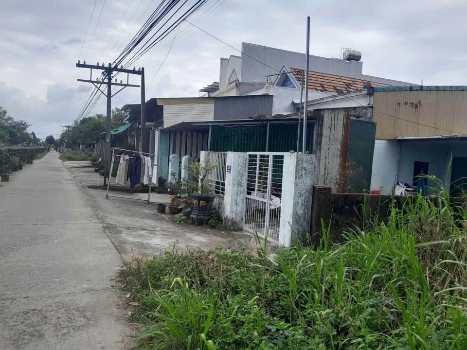 Nhà Phố Quảng Ngãi 190m² - Chính chủ bán, giá 1.2 tỷ!