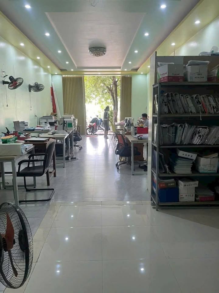 Nhà mặt tiền đường Phạm, TT Trà Xuân 100m² - Vị trí vàng kinh doanh!