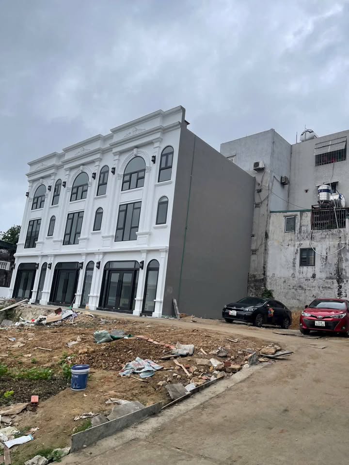 Nhà riêng Cao Xanh Hạ Long 170m² - Ô tô vào tận nhà!