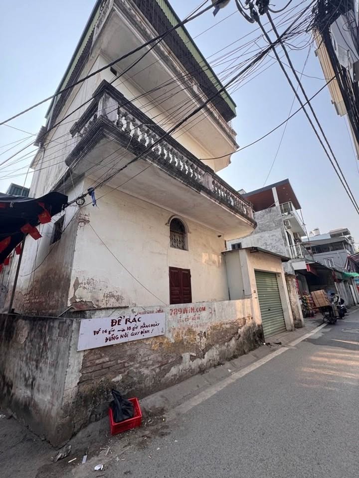 Nhà Phố Lĩnh Nam, Hoàng Mai 50m² - Vị trí đắc địa, kinh doanh đỉnh!