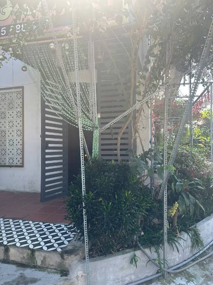 Nhà Riêng Dĩ An 168m² - Hẻm ô tô, 8PN, giá 7 tỷ, tiềm năng lớn!