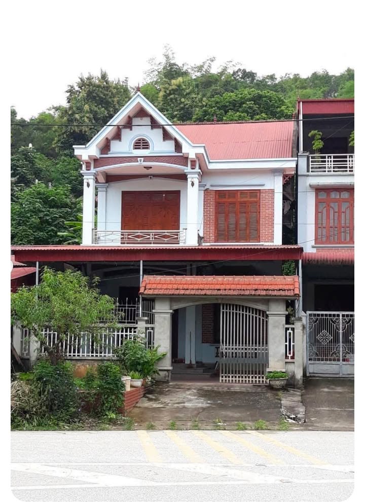 Nhà mặt phố Chợ Rã 110m² 1.8 tỷ - Chính chủ bán