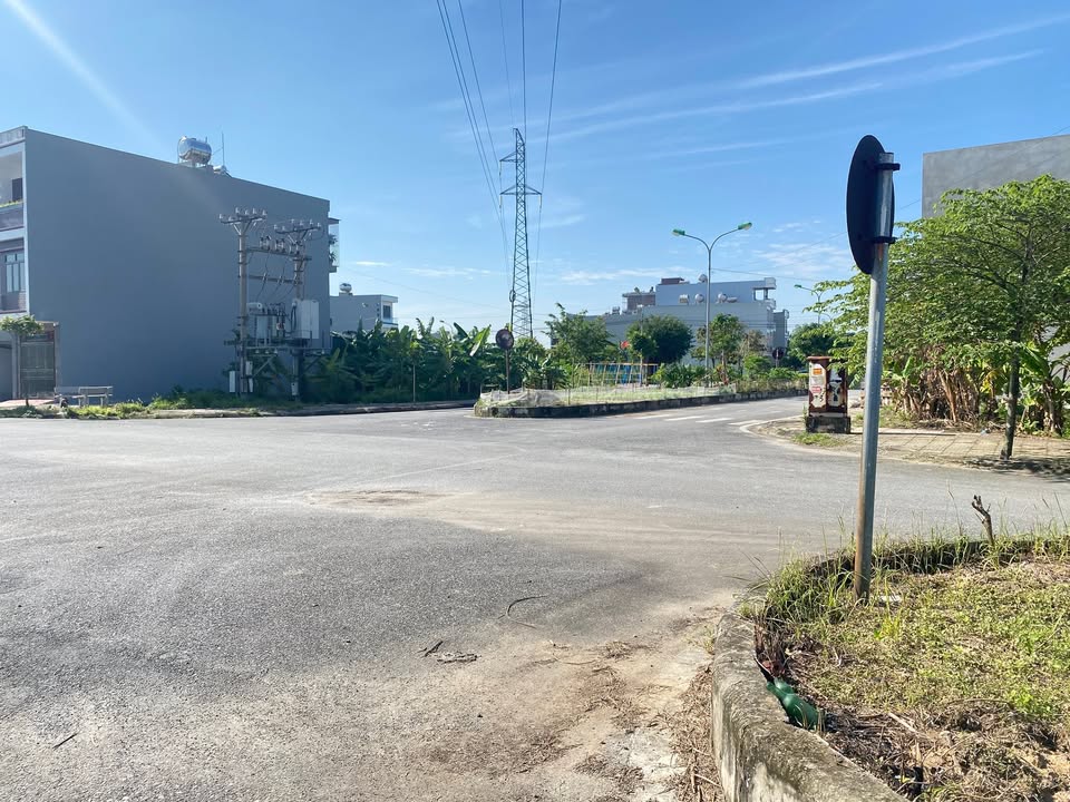 Đất nền TP. Thái Bình 67.2m² Trần Phú kéo dài - Sổ đỏ chính chủ, đường đôi lớn