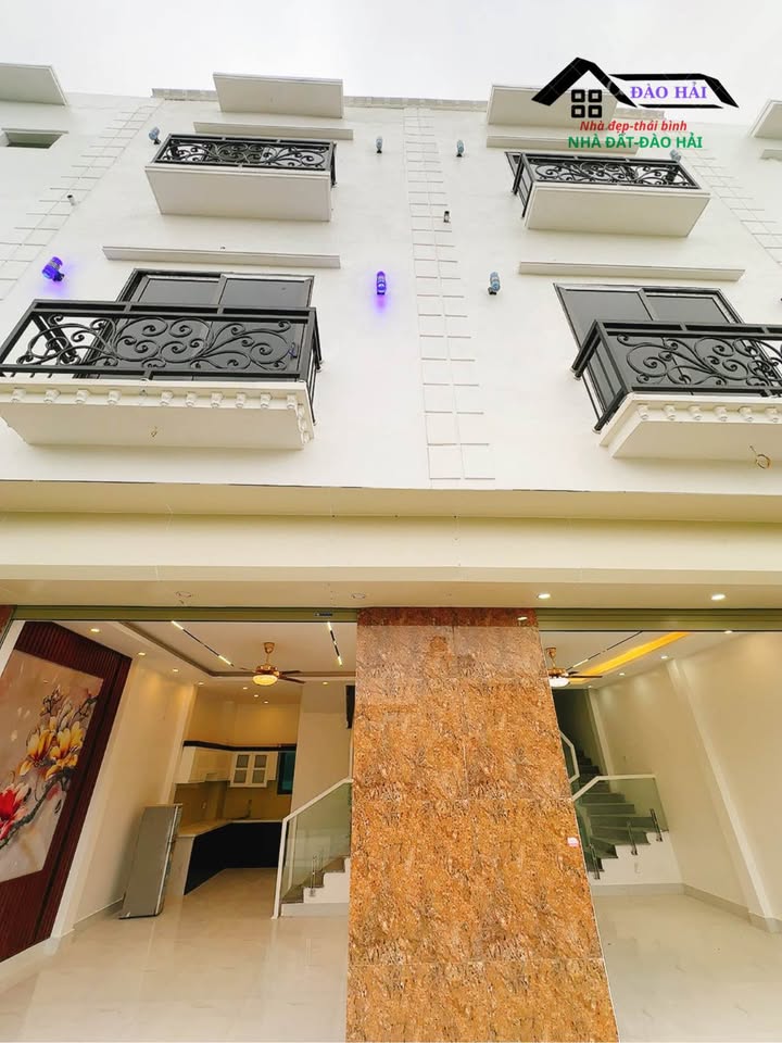 Nhà phố Trần Hưng Đạo Thái Bình 45m² - Ô tô vào tận nhà!