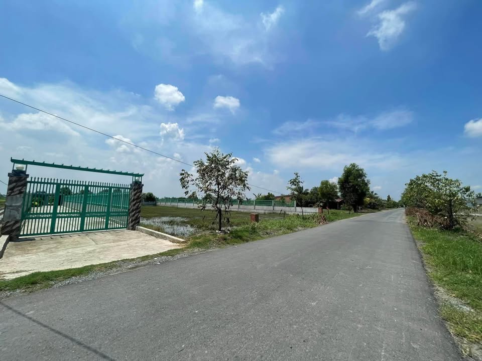 Bán Đất Vườn Nghỉ Dưỡng 5800m² Mặt Tiền Nhựa An Ninh Đông - Giá 11 Tỷ