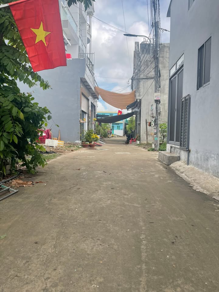 Nhà 2PN 50m² Hẻm Ô tô Long Hậu, Long An - Giá 850 Triệu