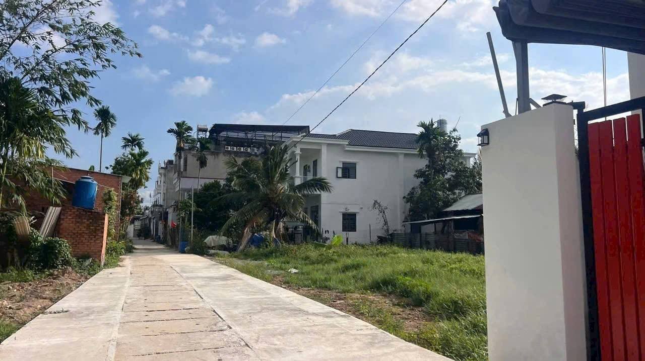 Đất Nền Bình Nhâm Thuận An 63.8m² - Sổ Thổ Cư, Giá 2.4 Tỷ