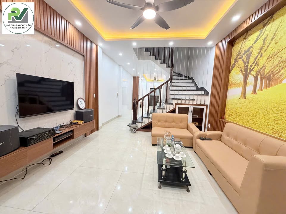 Nhà Cho Thuê 60m² 3 Tầng, 4PN Đường Phạm Từ Nghi, Hải Phòng - Giá 12 Triệu