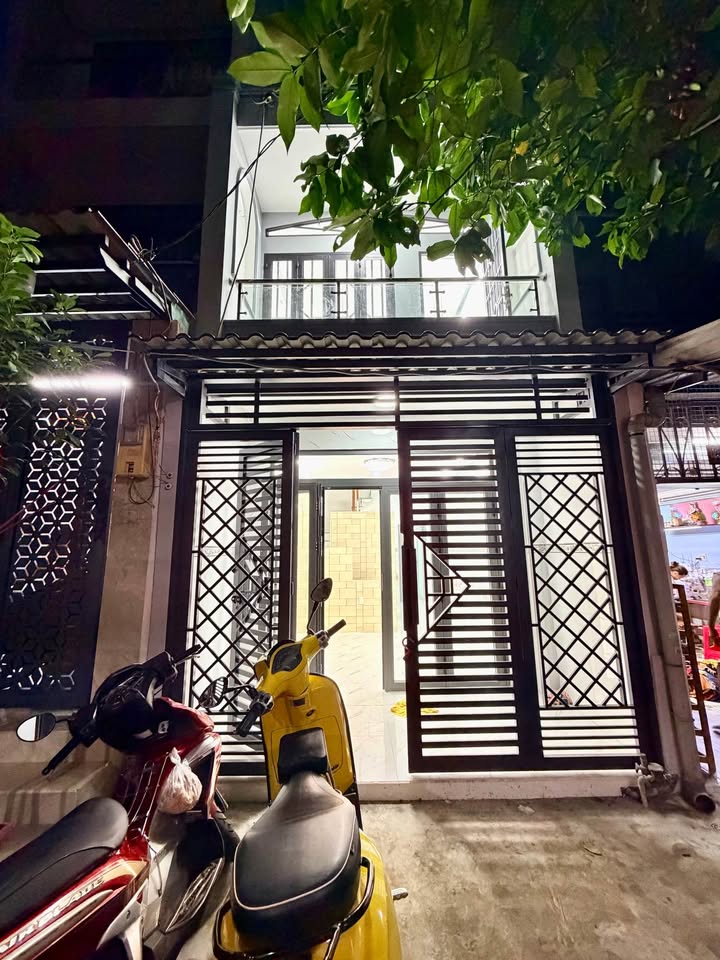 Nhà P11 Q6 39.7m² 4.37 tỷ - Hẻm 5m, Ô tô vào tận nhà!