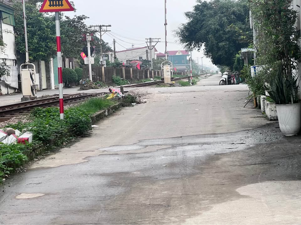 Bán Đất Vàng Đường Nguyễn Tiềm, TP Vinh 83m² - Vị Trí Đắc Địa, Giá 3 Tỷ