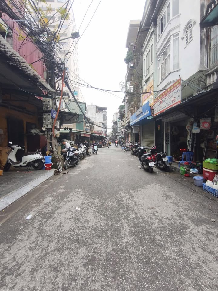 Nhà mặt phố Lê Gia Định Hai Bà Trưng 30m² 11.8 tỷ - Vị trí đắc địa