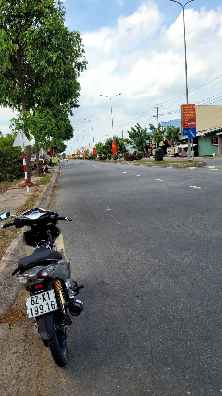 Nhà Mặt Tiền Tỉnh Lộ 827A, TP Tân An - 5.2 Tỷ, Kinh Doanh Đa Ngành