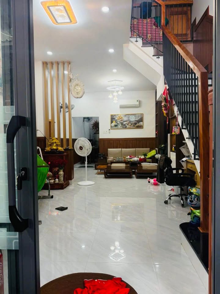 Nhà 2 Mê Hoàng Văn Thụ, Quy Nhơn 52m² - Hẻm Xe Lôi Rộng Rãi