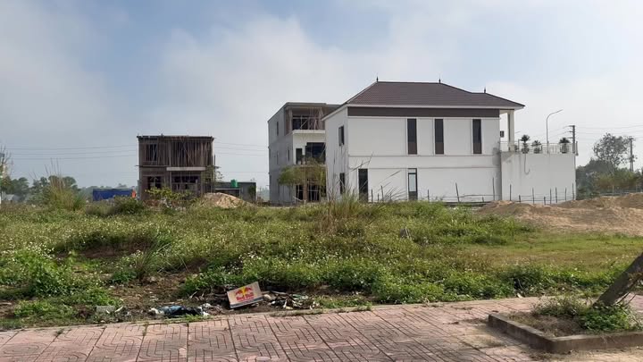 Đất nền Thôn 7 Hoàng Mai 189m² - Sổ đỏ chính chủ, đường nhựa rộng