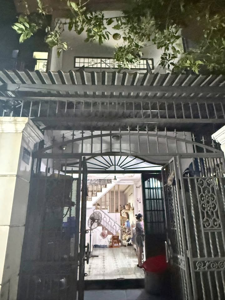 Nhà hẻm Quận 3 CMT8 63m² - Ô tô vào tận nhà!