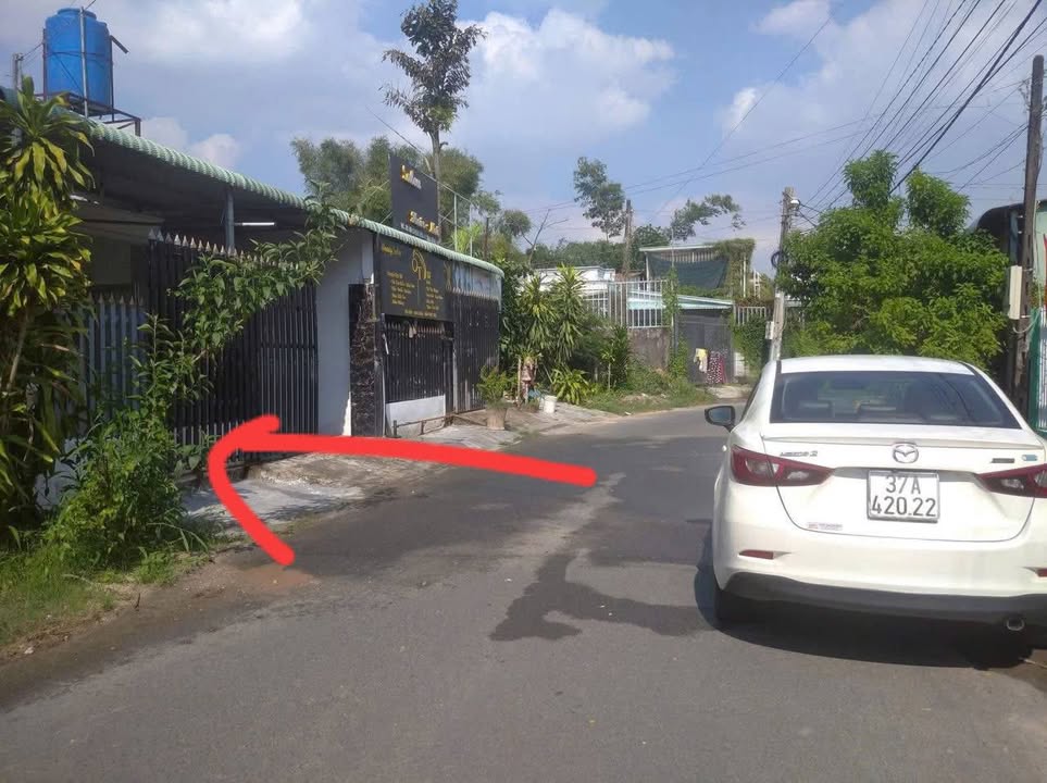 Nhà nguyên căn Thủ Dầu Một 4 triệu/tháng - Ô tô đậu tận cửa!