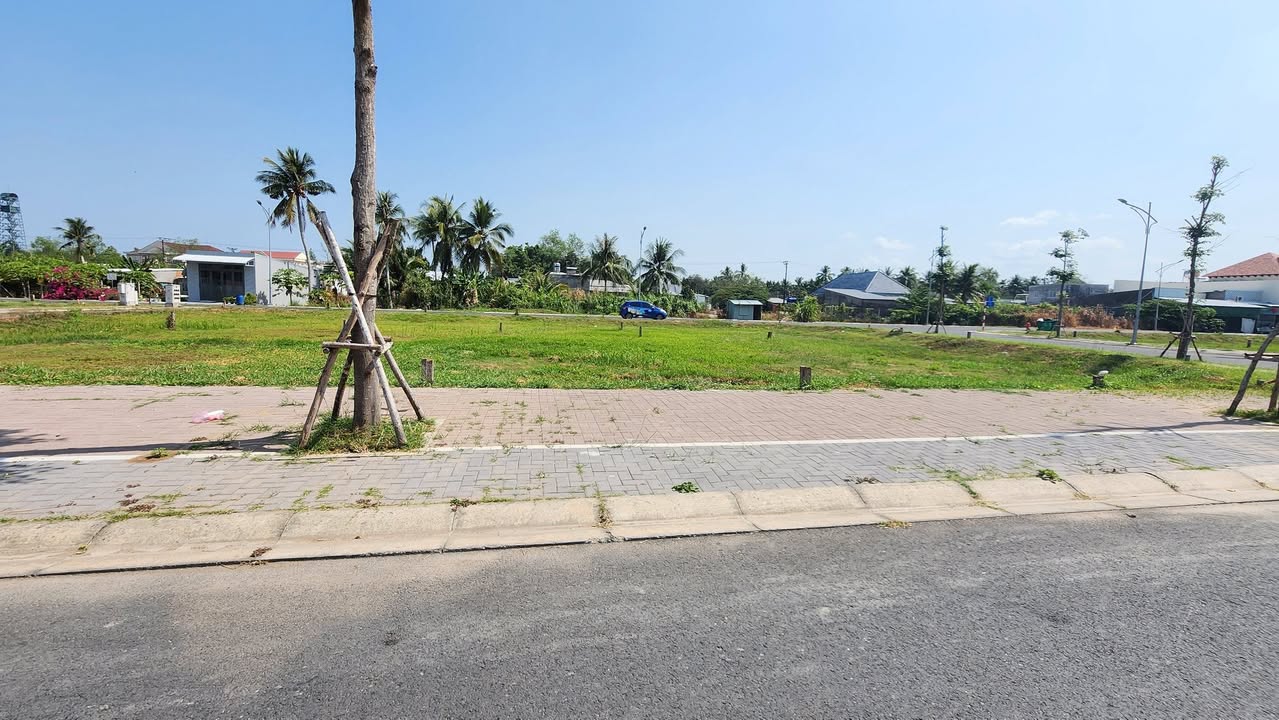 Đất Nền Trục Chính Nam Long 2, Cần Thơ - 90m² Sổ Hồng, Giá Tốt