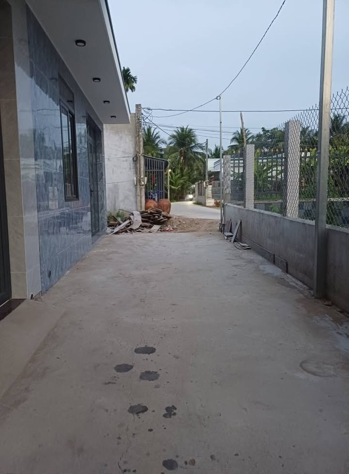 Nhà Vĩnh Long 123m² - Chính chủ bán, ô tô đậu sân!