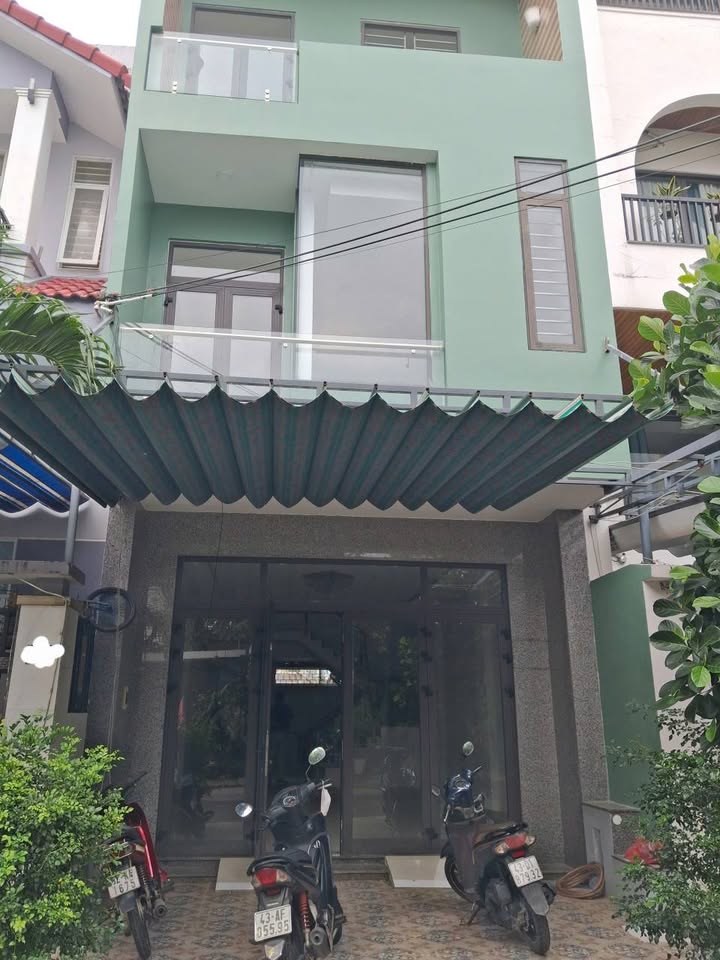 Nhà phố mặt tiền Nguyễn Chích 80m² giá 7.1 tỷ - Vị trí kinh doanh đắc địa