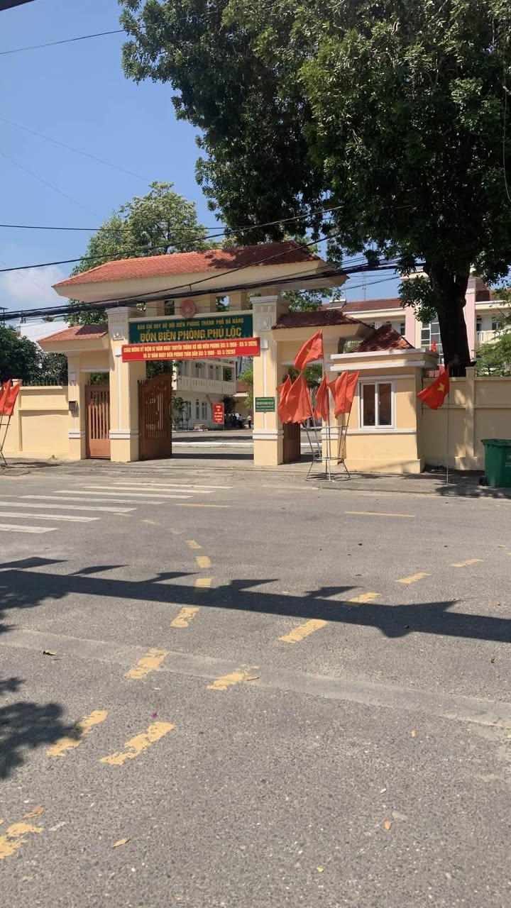 Bán Đất Tặng Nhà Gác Lửng MT Phan Phu Tiên, Đà Nẵng - Sát Biển Nguyễn Tất Thành 72.5m²