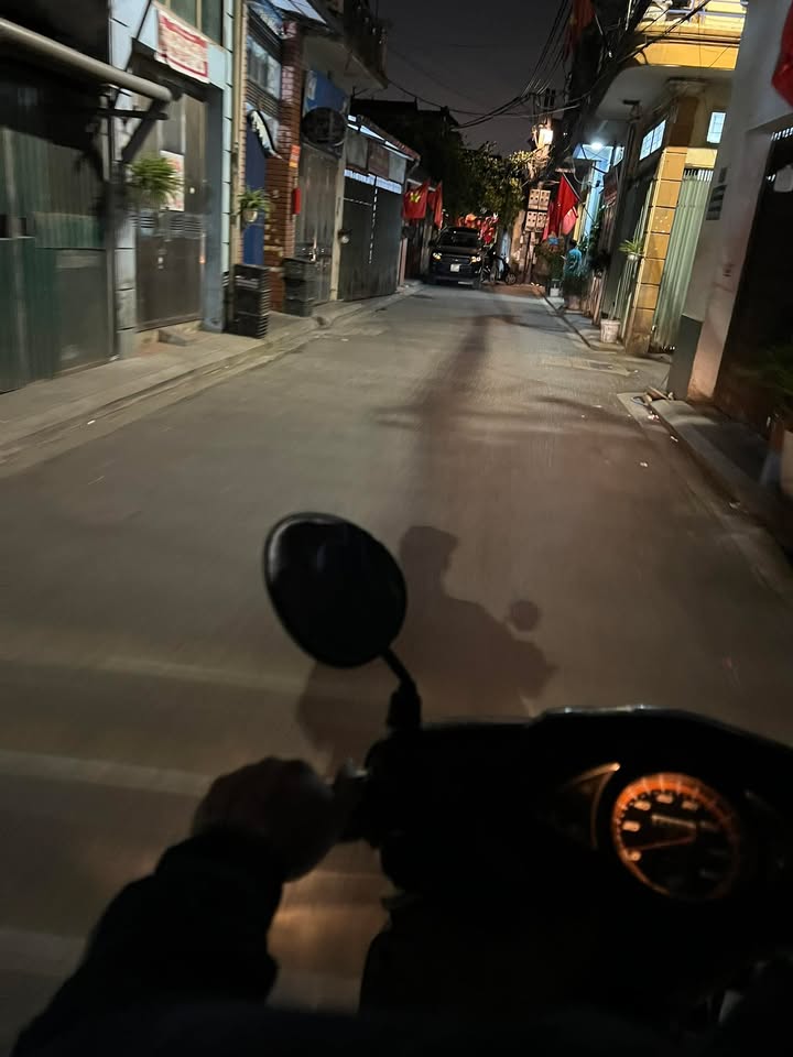 Bán nhà Ngọc Lâm Long Biên 32m² giá 6.93 tỷ - Lô góc ở ngay!