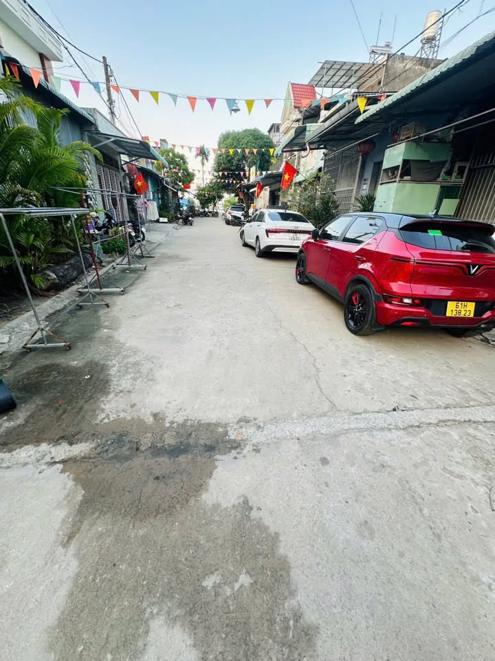 Nhà riêng Dĩ An 91.7m² - Ô tô vào tận nhà, giá chỉ từ 2 tỷ!