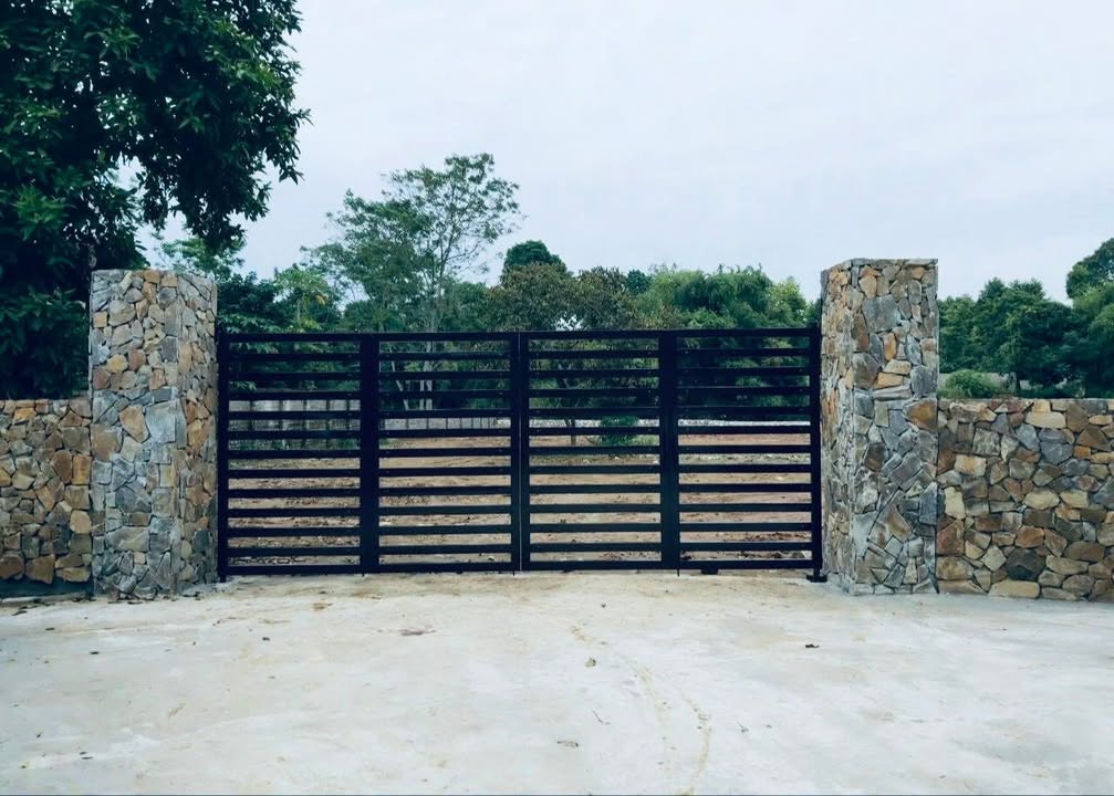 Đất nền Yên Bài Ba Vì 2700m² - Giá đầu tư tốt, bám suối, view Tản Viên!