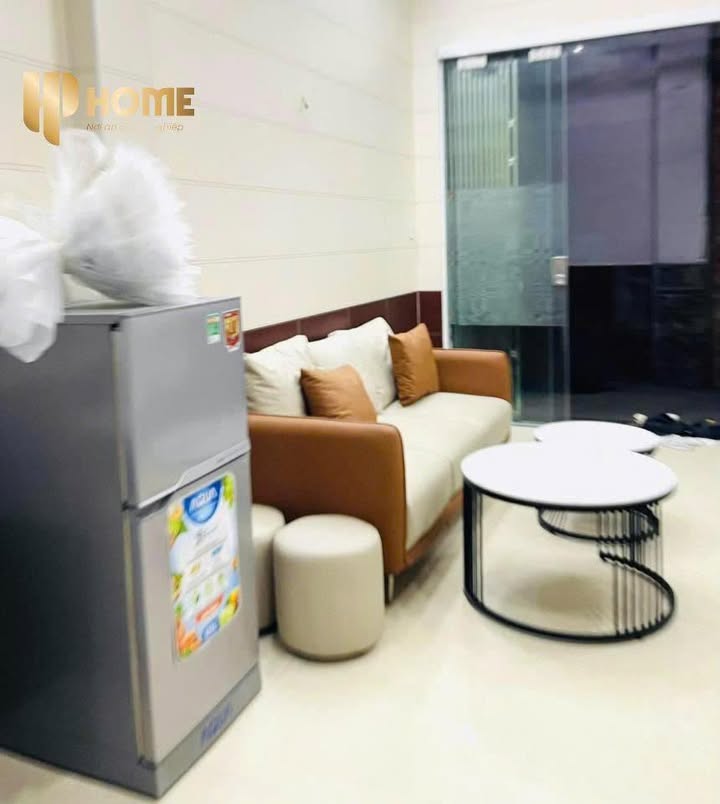 Nhà Mặt Ngõ Hàng Gà, Hoàn Kiếm 25m² - Sẵn sàng ở ngay!