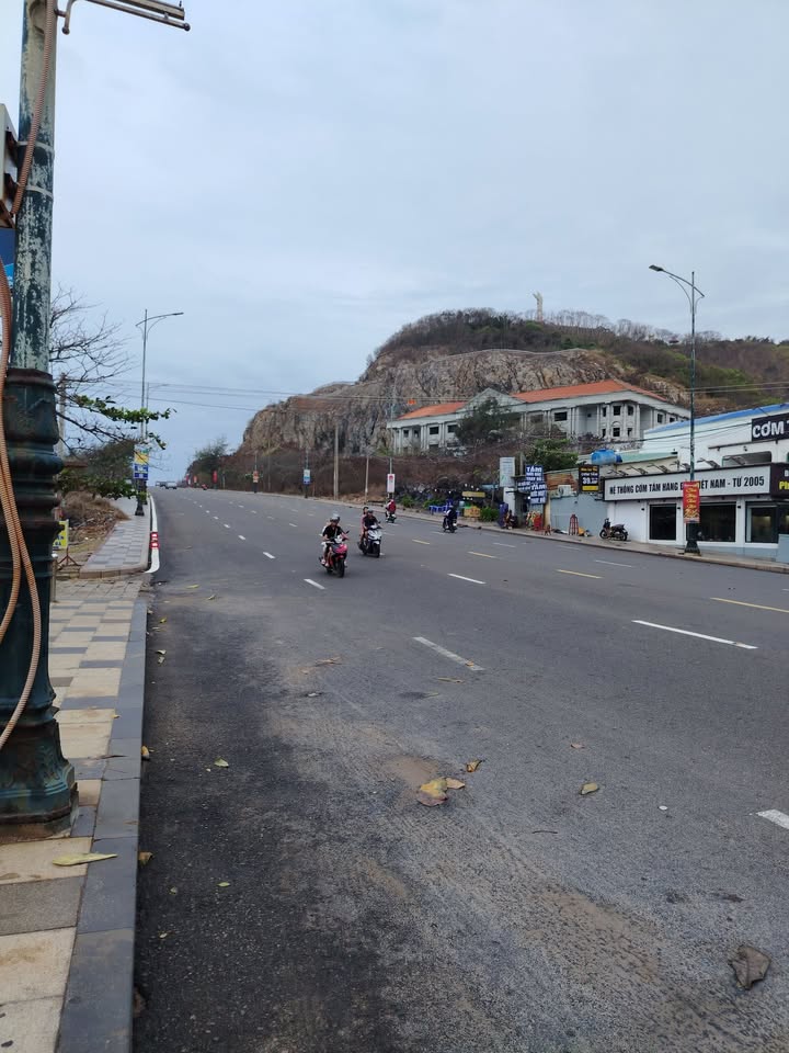 Bán Nhà Phường 2 Vũng Tàu 79m² - 8.1 Tỷ - Ô Tô Vào Nhà Có Thang Máy