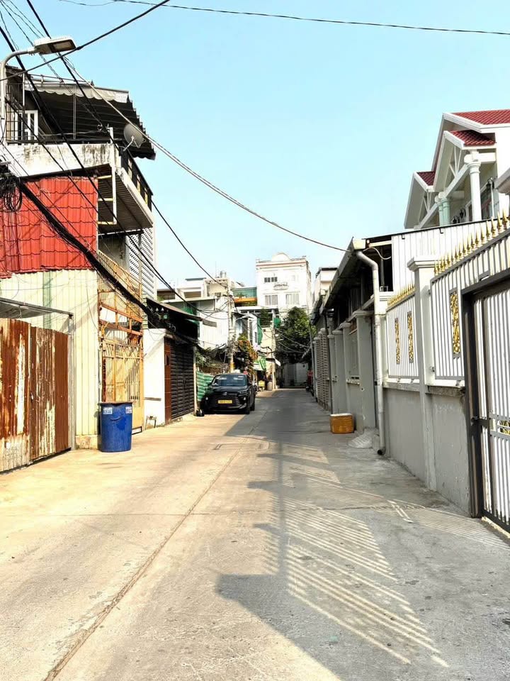 Đất nền Phú Thuận Quận 7 76.5m² - Sổ đỏ chính chủ, xe hơi vào tận nơi!