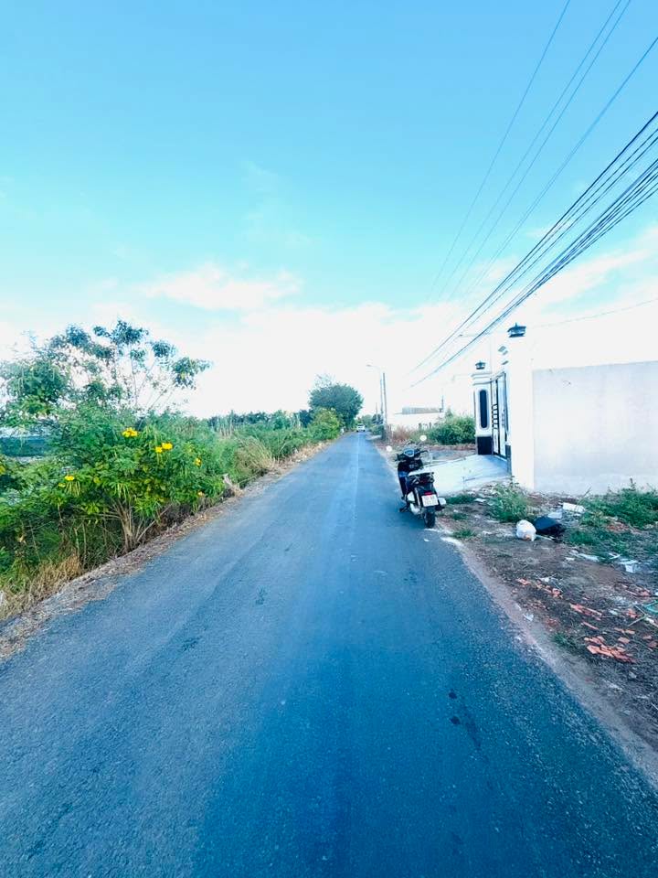 Nhà Kiên Cố MT Nhựa Trường Bình 150m² SHR - Giá 2.75 Tỷ, Kinh Doanh Đa Ngành