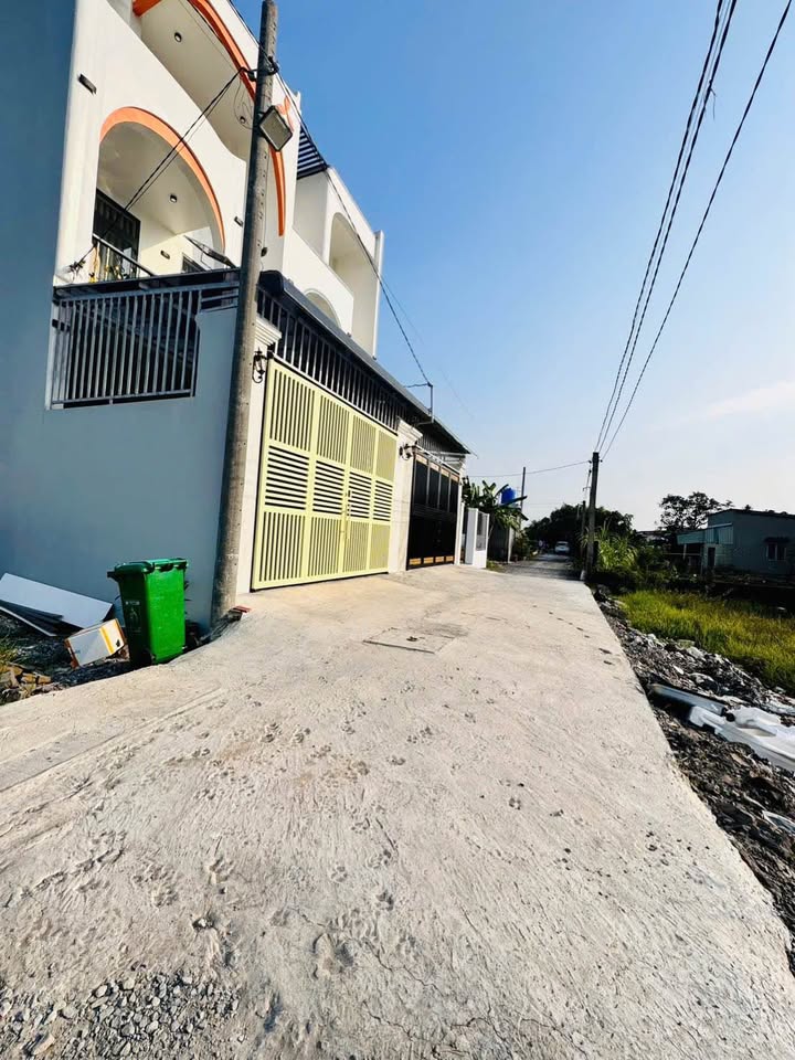 Đất nền Đức Hòa Hạ 180m² - Giá đầu tư tốt, sổ hồng riêng!