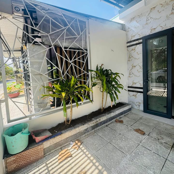 Nhà Mặt Tiền Trương Định Rạch Giá 113m² - Sẵn Sổ Hồng, Giá 1.95 Tỷ