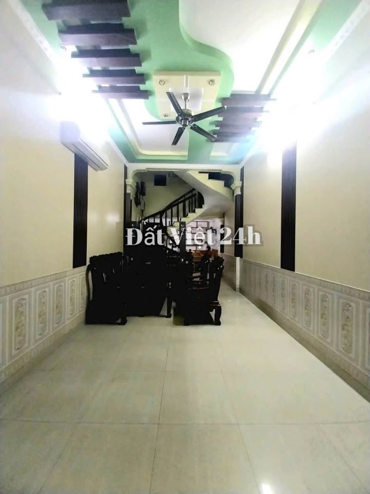 Nhà Phố Nguyễn Văn Linh 60m² giá 8 triệu – Thích hợp kinh doanh đa ngành