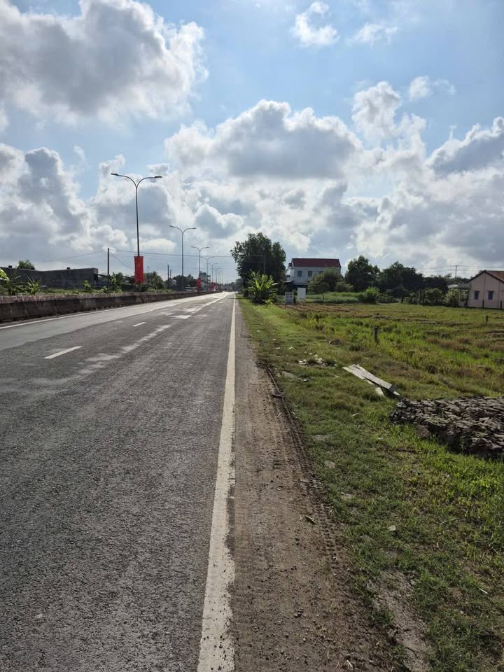 Đất nền Tỉnh lộ 830B Cần Đước 235m² - Sổ đỏ chính chủ, tiềm năng sinh lời!