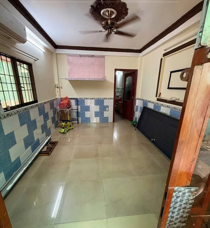 Nhà 2 Mặt Hẻm Võ Văn Tần, P5, Q3 - 44m², 4PN, Giá 8.5 Tỷ