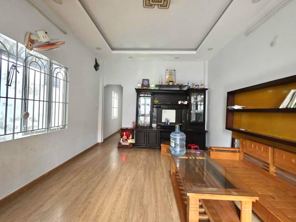 Nhà riêng Phước Long B Thủ Đức 100m² giá 5.5 tỷ - Giá tốt hiếm có!