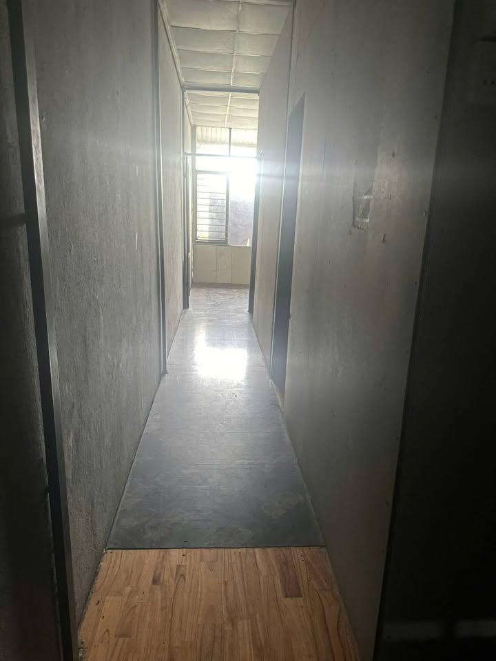 Cho thuê mặt bằng kinh doanh Võ Chí Công, Huế - Tầng trệt trống suốt, 4 phòng lầu 2