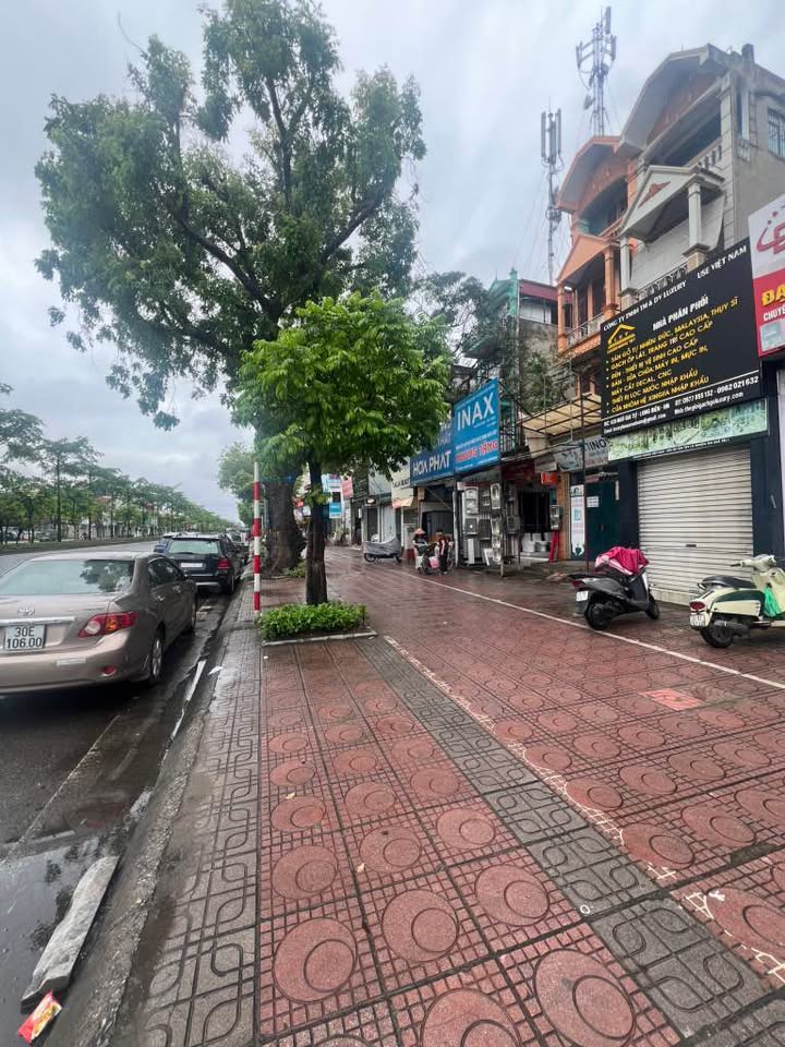 Nhà Mặt Phố Ngô Gia Tự - Kinh Doanh Đỉnh Cao 65m², 17 Tỷ