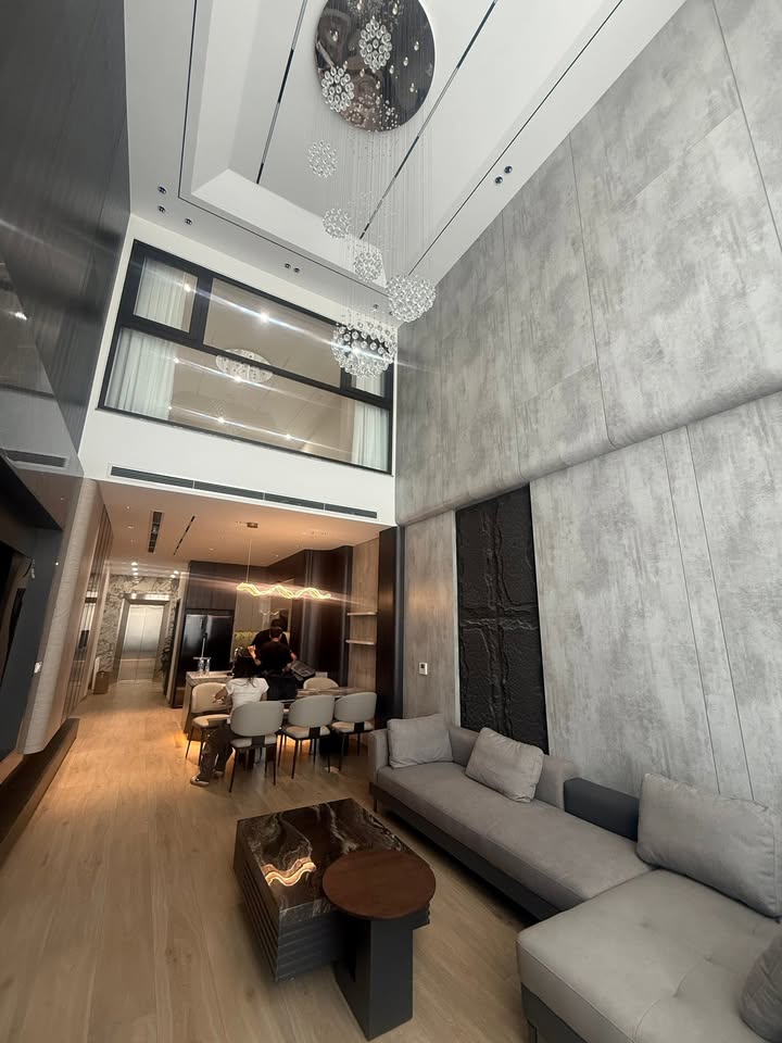 Nhà 8 Tầng Phân Lô Ô Tô Tránh Đường Cổ Linh - 77m², Giá 28.8 Tỷ