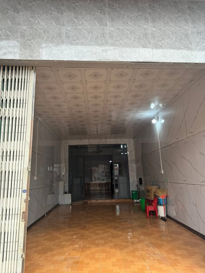 Nhà Mặt Tiền Kinh Doanh 100m² Xã Ea Wy, Đắk Lắk - Vừa Ở Vừa Nuôi Yến