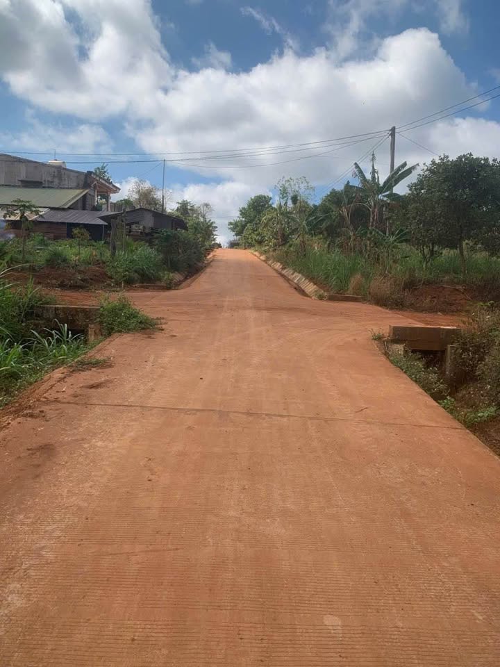 Đất nền Buôn Drung 300m² giá 285 triệu - Sổ đỏ chính chủ