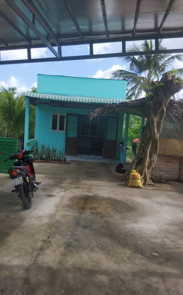 Thuê Nhà Vườn Ngã Năm 500m² - Không Gian Xanh, Ô Tô Tận Cửa!