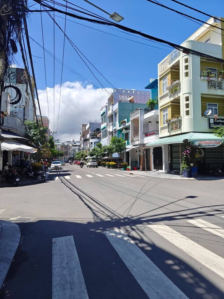 Nhà Phố P. Lý Thường Kiệt, Quy Nhơn 74m² - Mặt tiền kinh doanh!